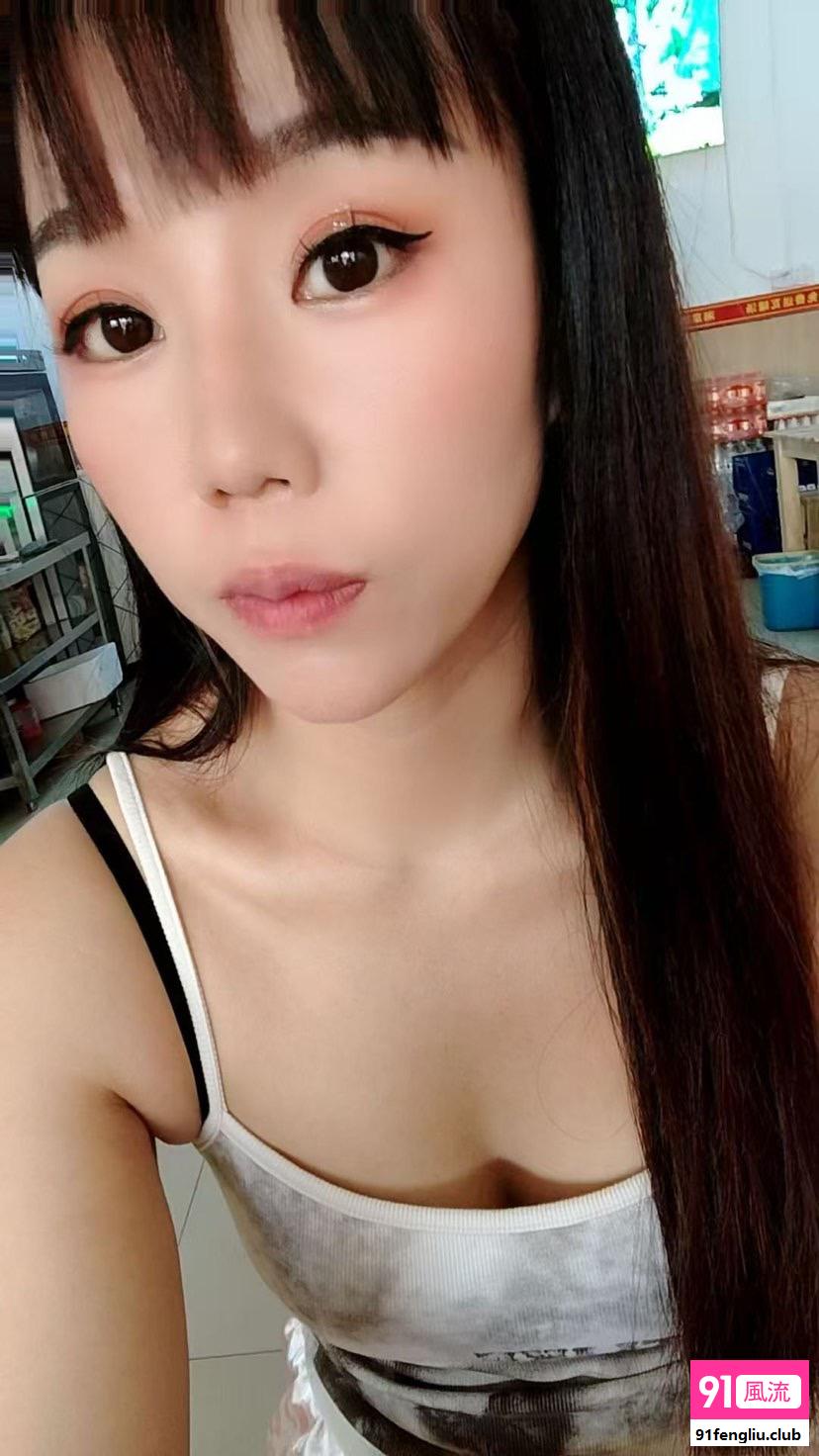 白云新人小容